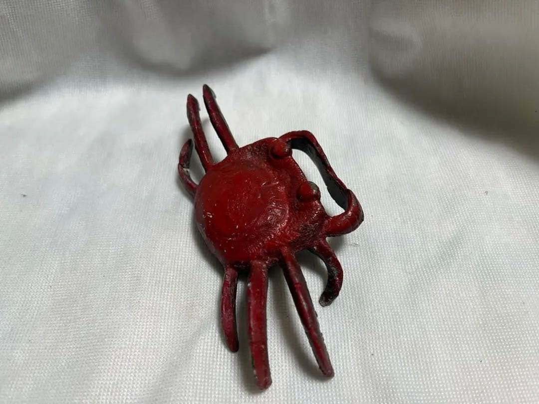 華道則天門で使う花を支える花留め蟹 金属製 赤いカニの金属工芸品