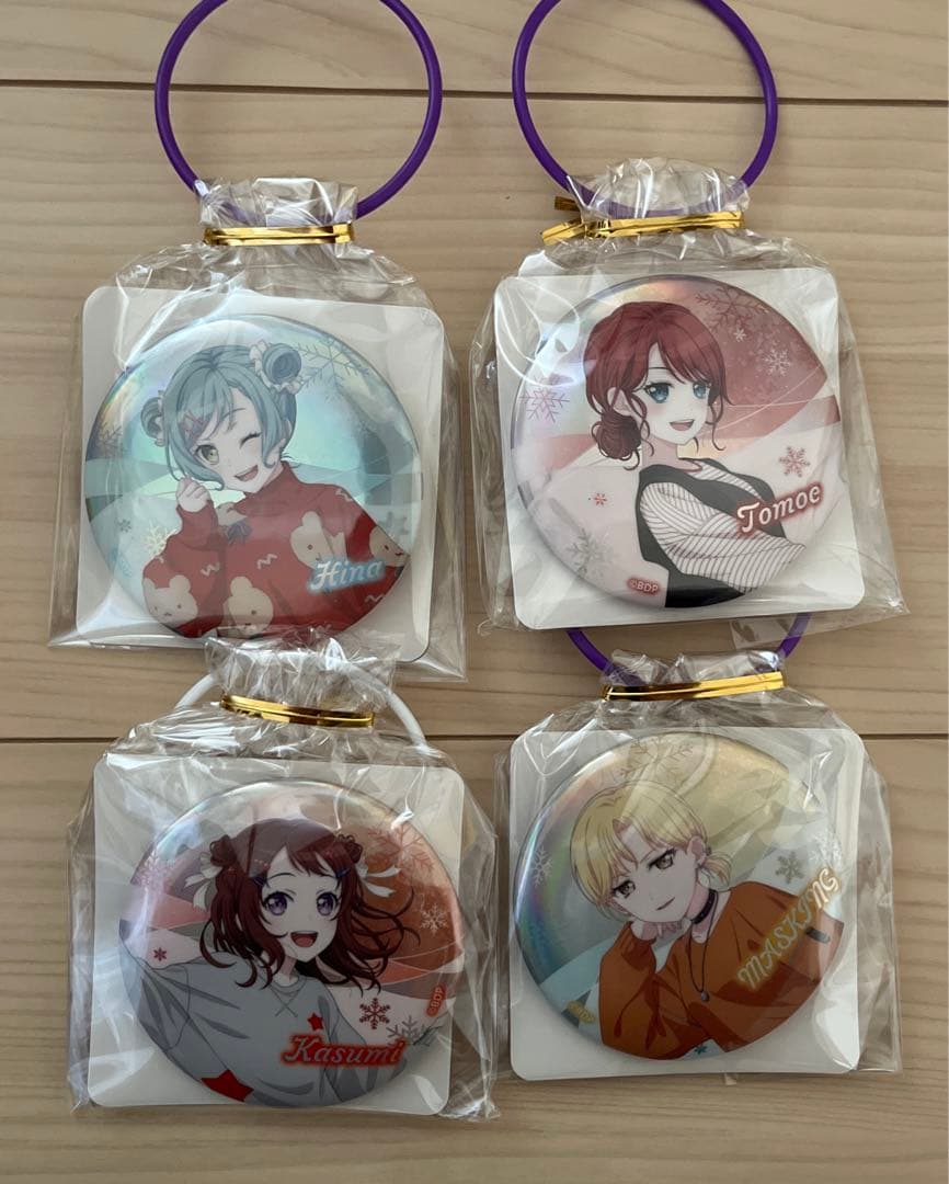 GIGO限定　バンドリ　缶バッジ　4枚セット