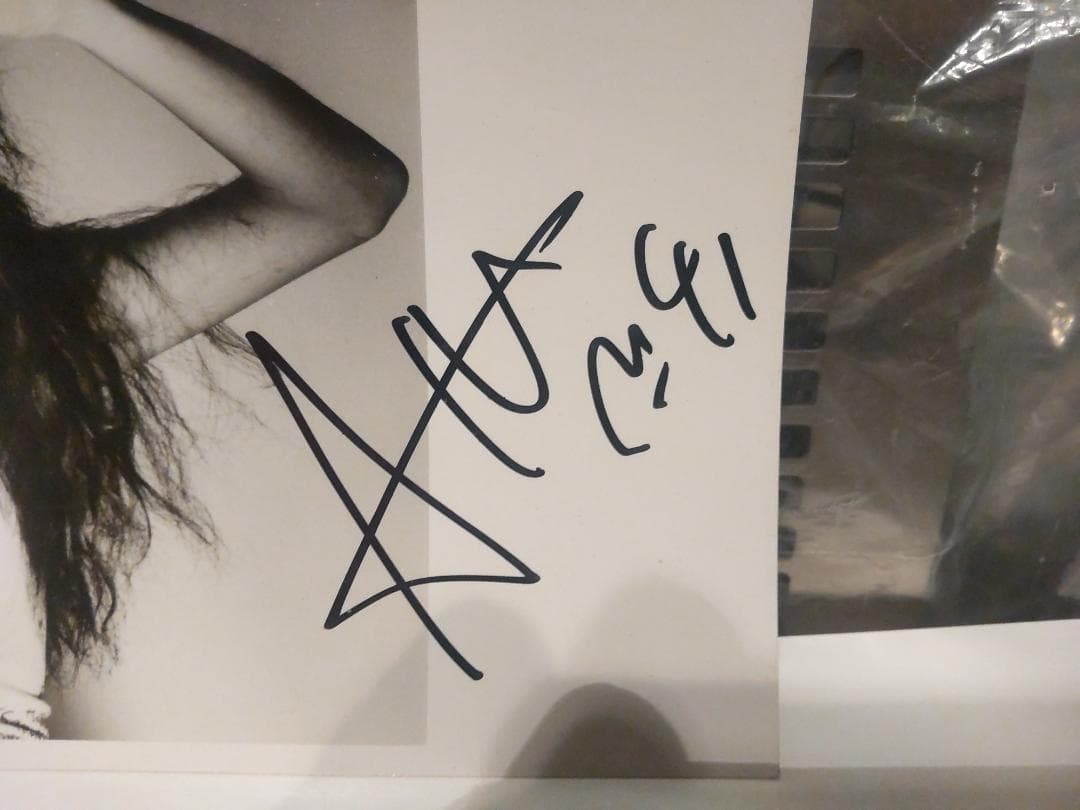 非売品★昭和レトロ★80年代★当時物 アイドル 中村あゆみ 直筆サイン入り 写真