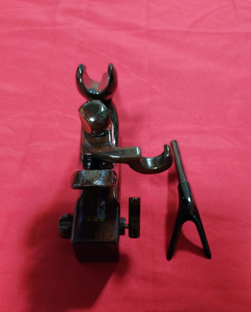 ヘラブナ釣り☆希少カウンター付き黒檀弓型万力☆竿枕付き★ラスト1点のみ★193