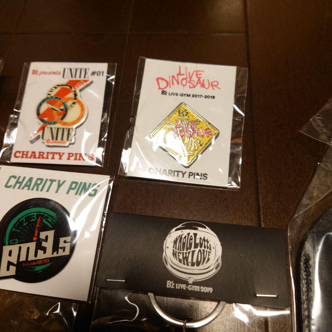 B'z チャリティーピンバッジ 他グッズセット
