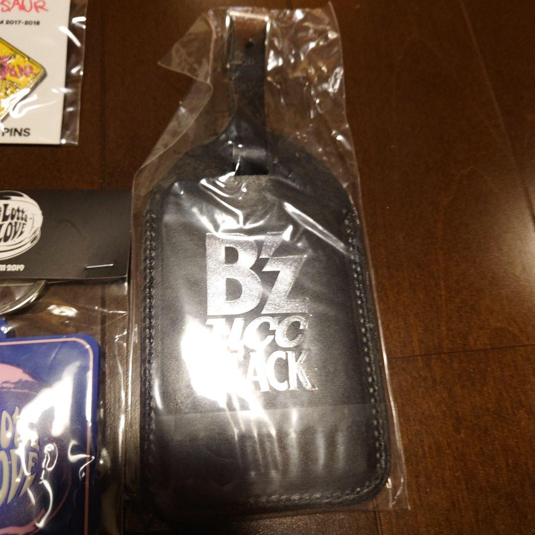 B'z チャリティーピンバッジ 他グッズセット