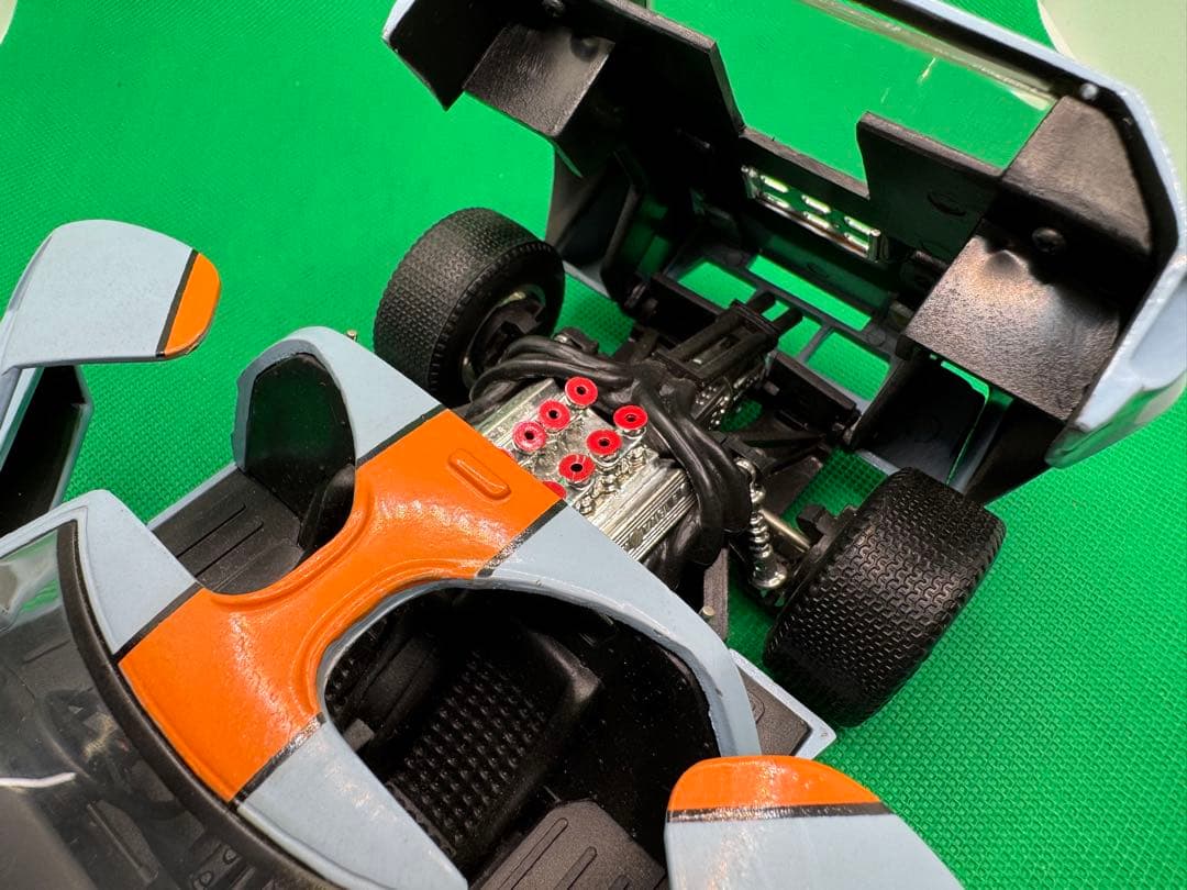 Ford GT40 ミニカー 1:18 スケール