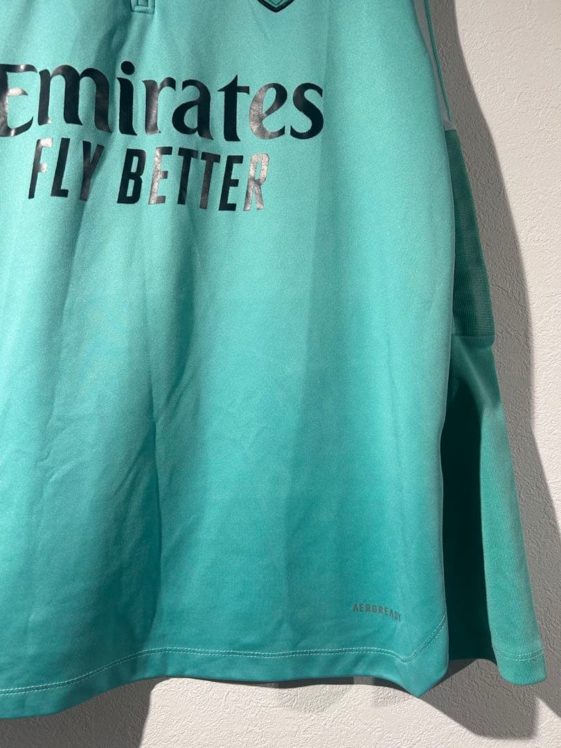 アディダス　アーセナルFC 2021-2022シーズントレーニングウェア上下