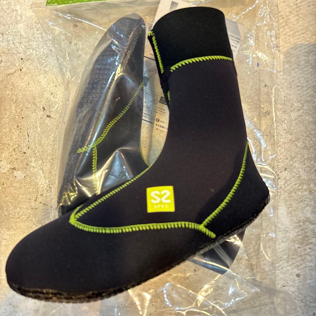 サーフィンブーツ　マジックprime新品　在庫処分　今季モデル