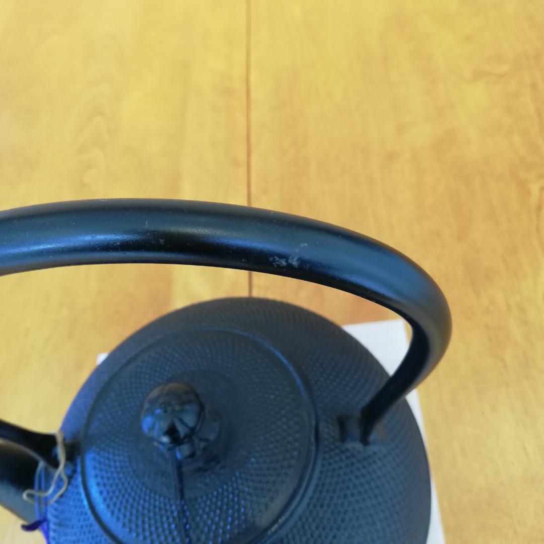 クリスマスセール　未使用♠新品　南部鉄器　鉄瓶　なつめ形アラレ　1.2L　ヤカン