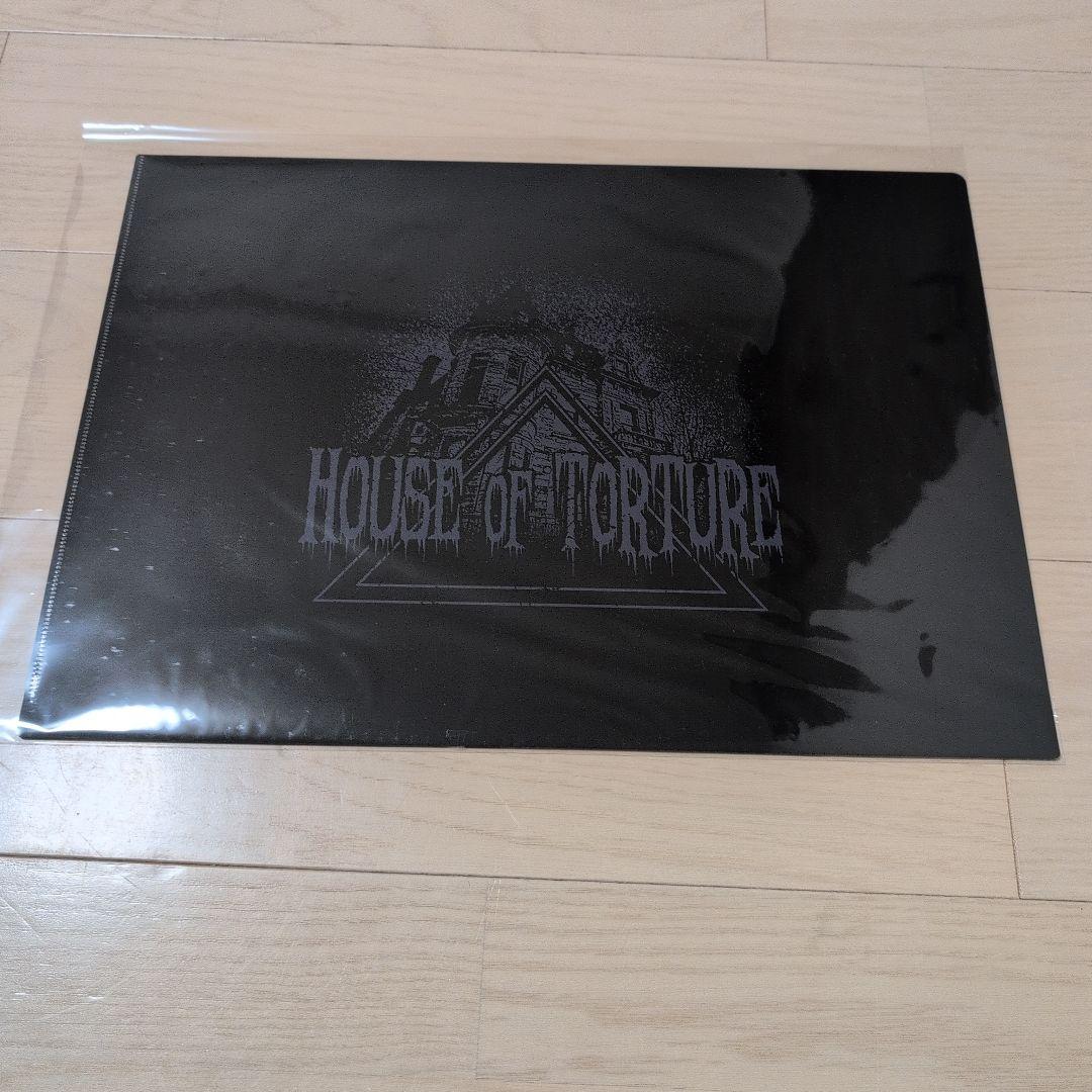 新日本プロレス　ハウスオブトーチャー　直筆サイン入りポートレート　A3サイズ