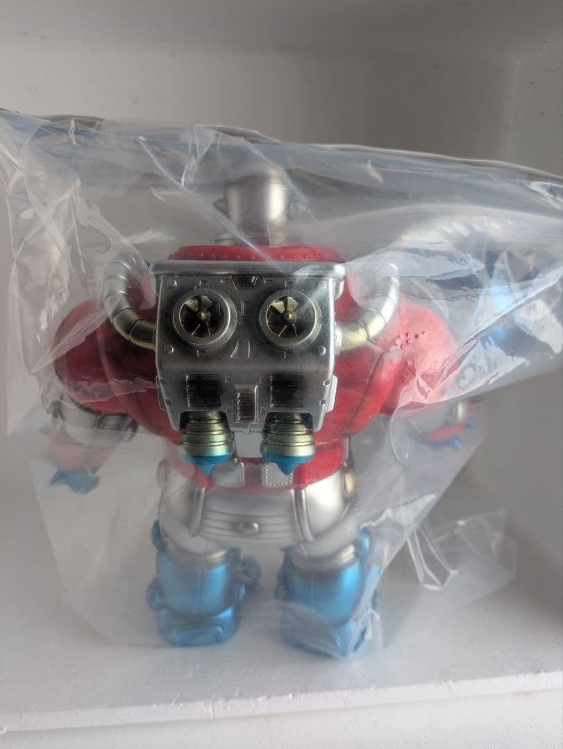 Mecha Gigathon PLANET X ギガソン　ソフビ