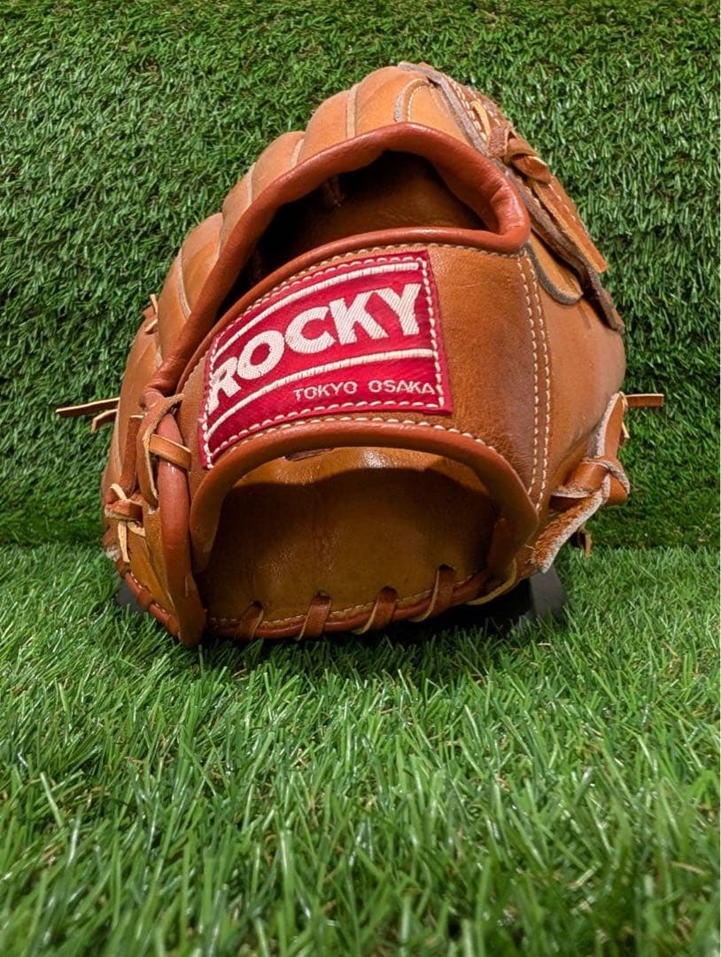 新品未使用　野球グラブ　グローブ　一般軟式大人用内野手用　ROCKY ビンテージ