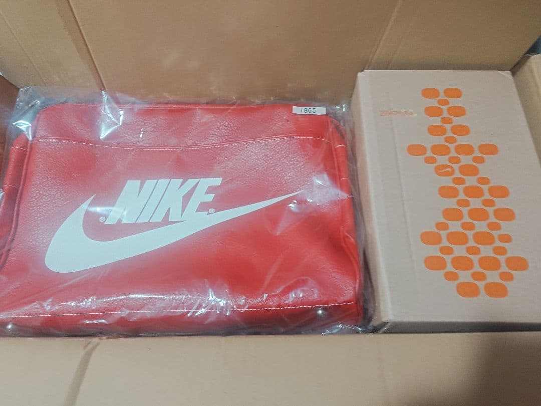 タイムセール中★ブライス　コートニーテズバイナイキ　NIKE　新品未使用　バッグ