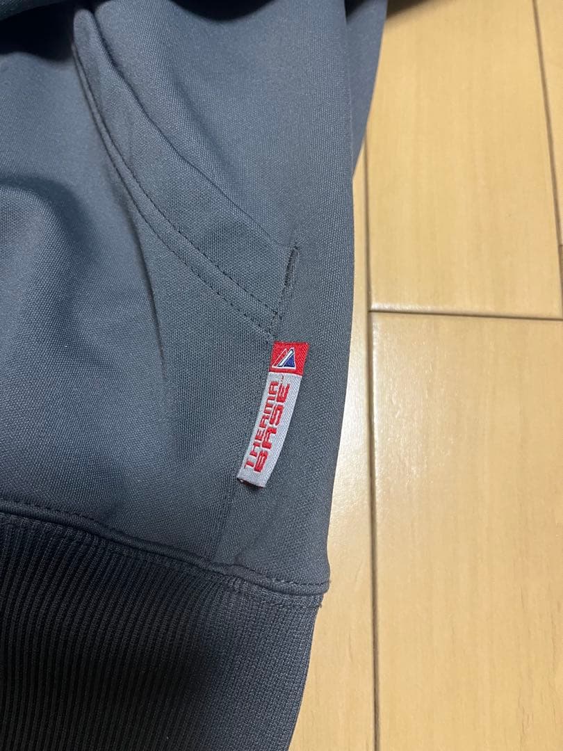 マジェスティックMLBニューヨークヤンキース　オーセンティックパーカーフーディー