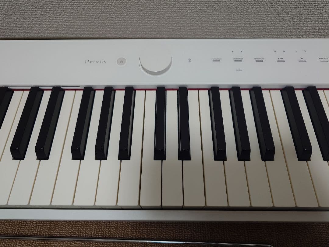 CASIO 電子ピアノ　Privia　2019年製 PX-S1000　ホワイト
