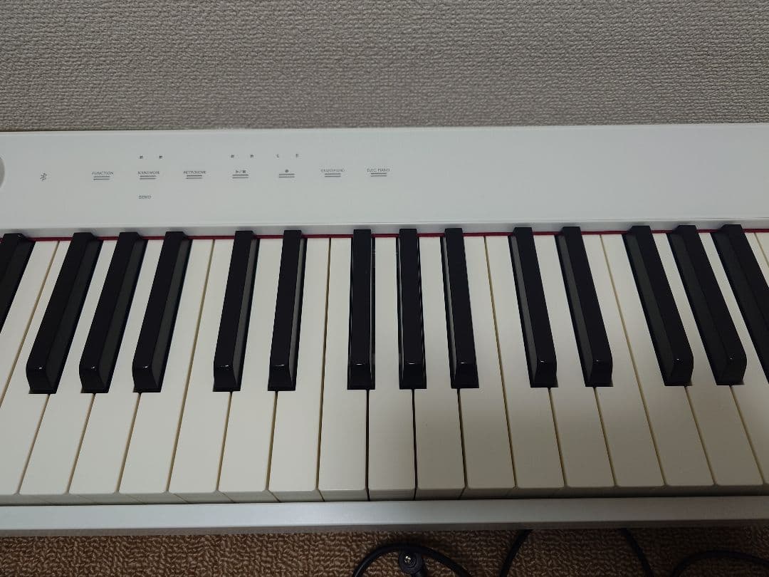CASIO 電子ピアノ　Privia　2019年製 PX-S1000　ホワイト