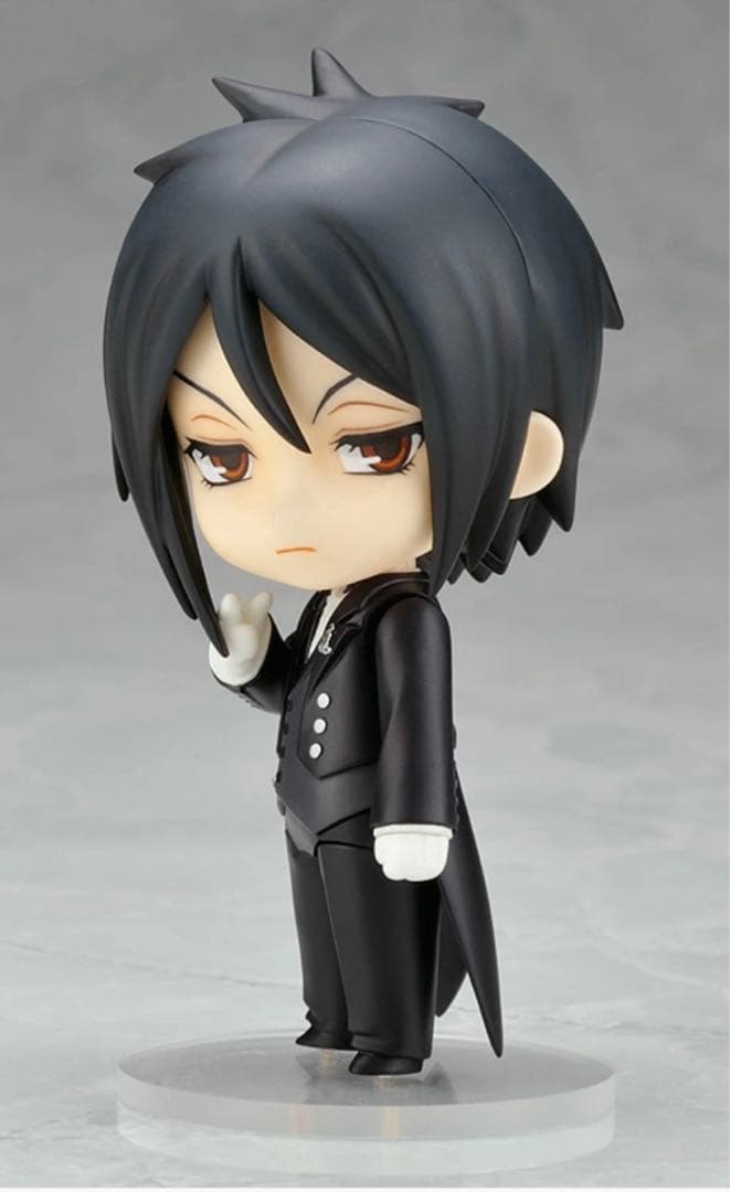 黒執事　ねんどろいど　セバスチャン　フィギュア　黒猫　悪魔