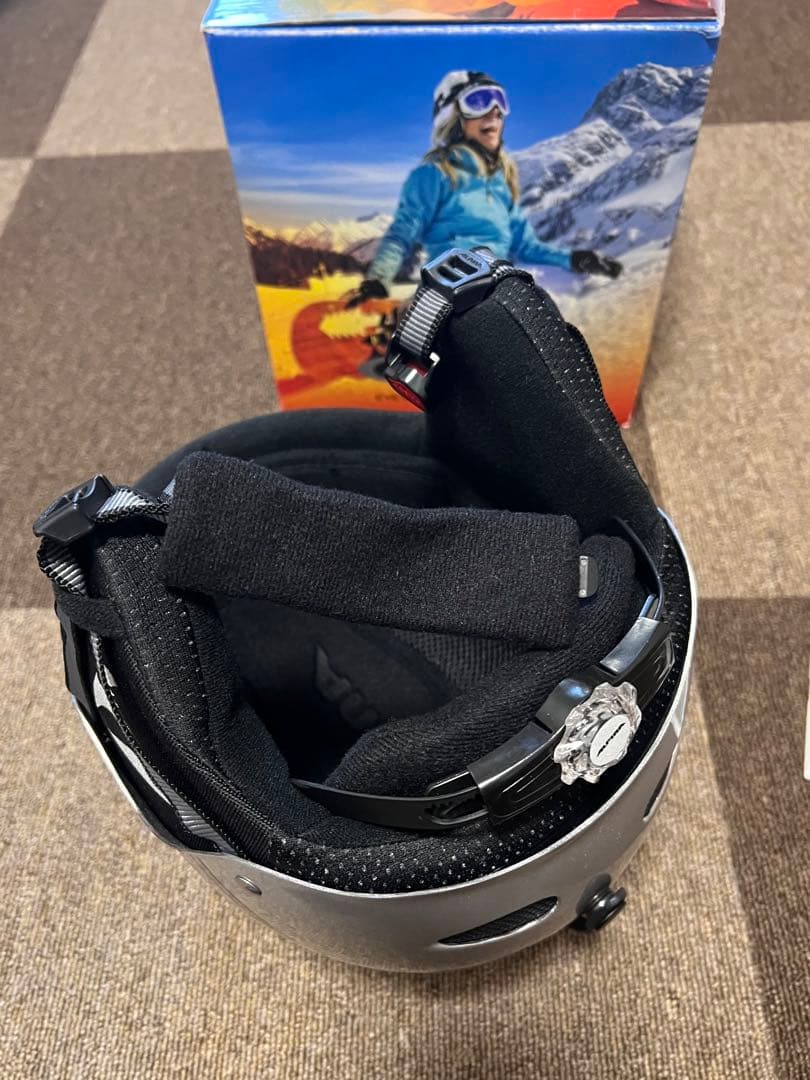 美品★アルピナalpina pro 6.3flex 58〜61サイズ　ヘルメット