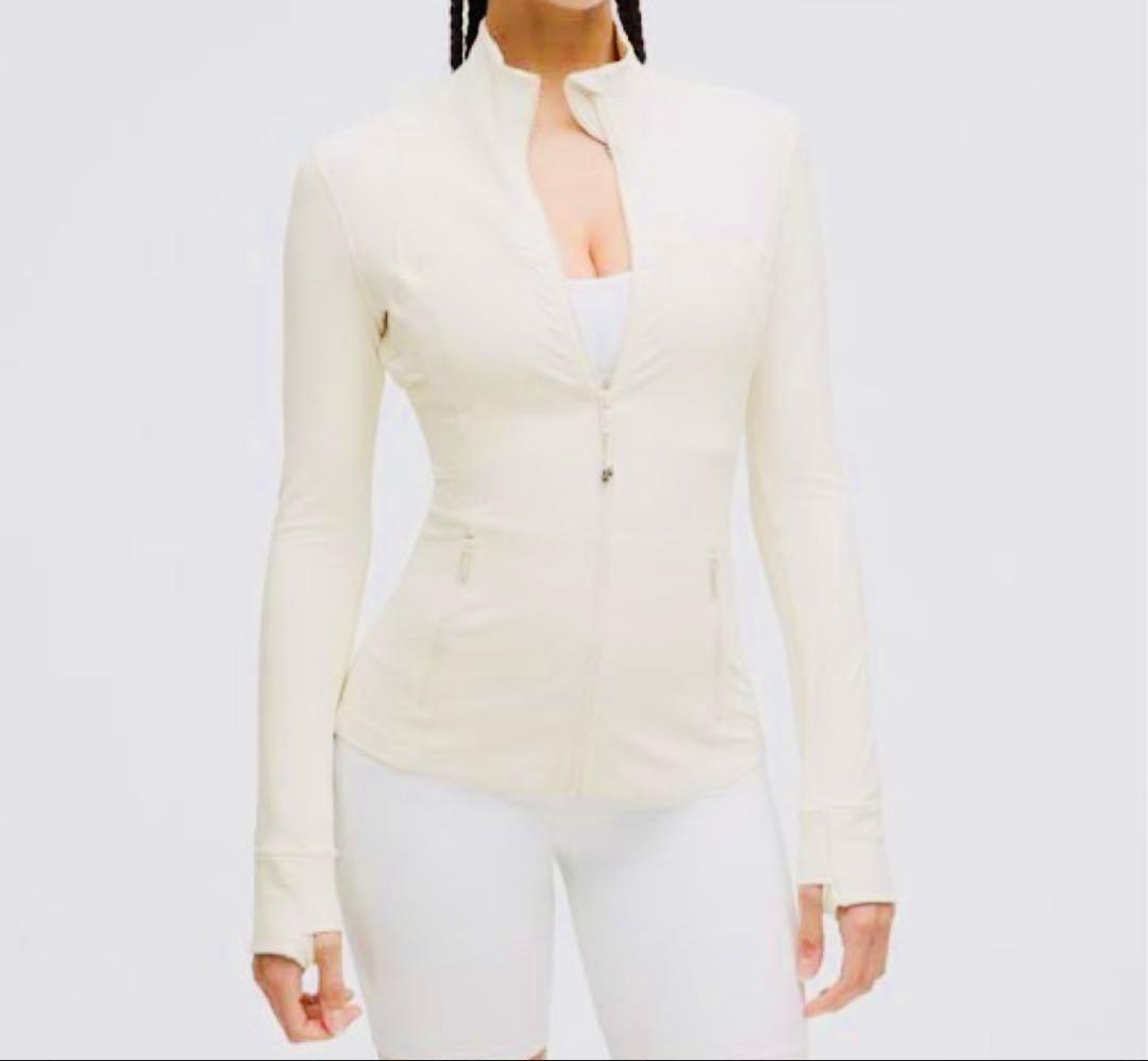 ⭐️新品未使用!ルルレモン〜✅Define ジャケット Nuluサイズ8⭕️