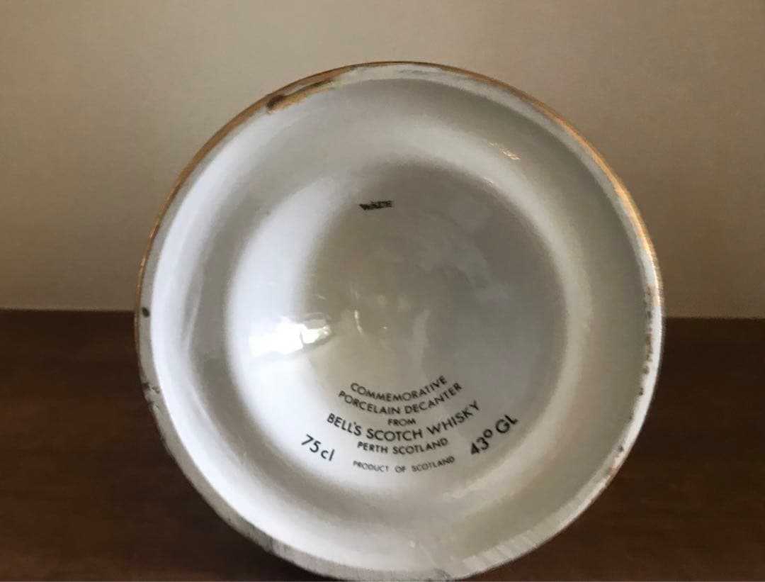 BELL'S　スコッチウイスキー　チャールズ皇太子　ダイアナ妃　ご成婚記念ボトル