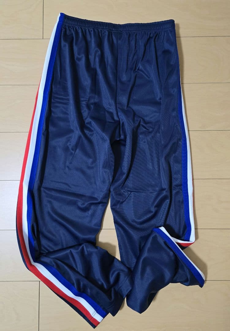 oasis 30周年特別展トラックパンツ