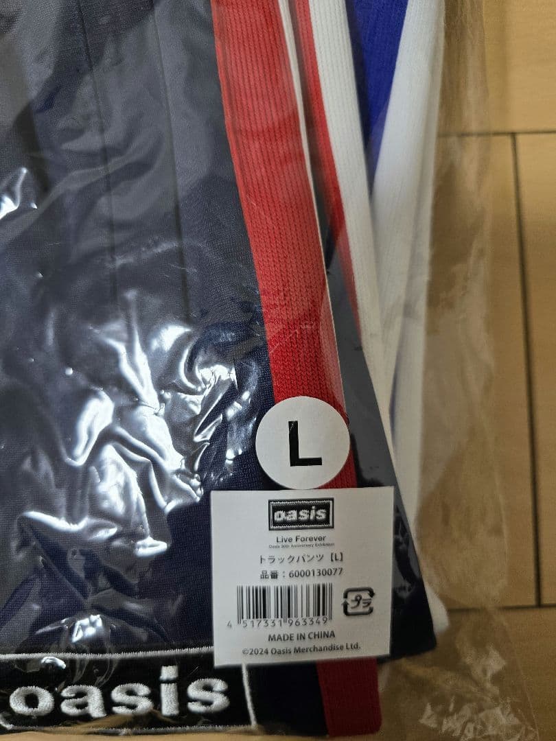 oasis 30周年特別展トラックパンツ