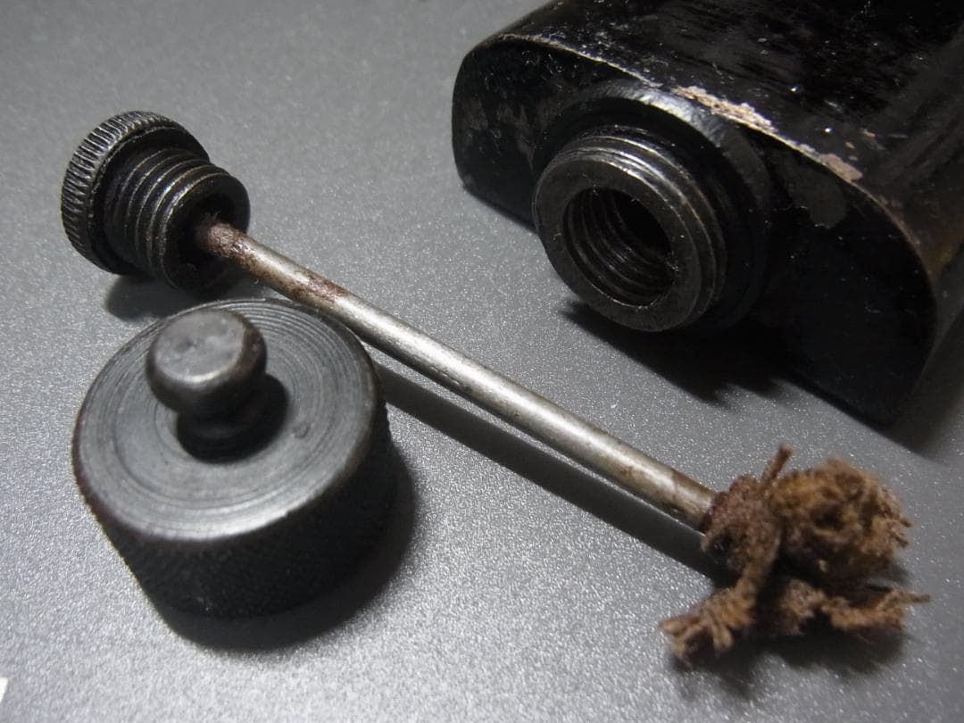 実物　希少な二重蓋！　陸軍　小銃用油壺　オイル缶　三八式歩兵銃