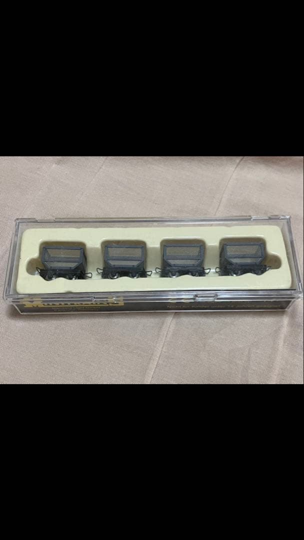 ミニトレインズ　ディーゼル機関車&貨車 セット　ナローゲージ　HOeナロー