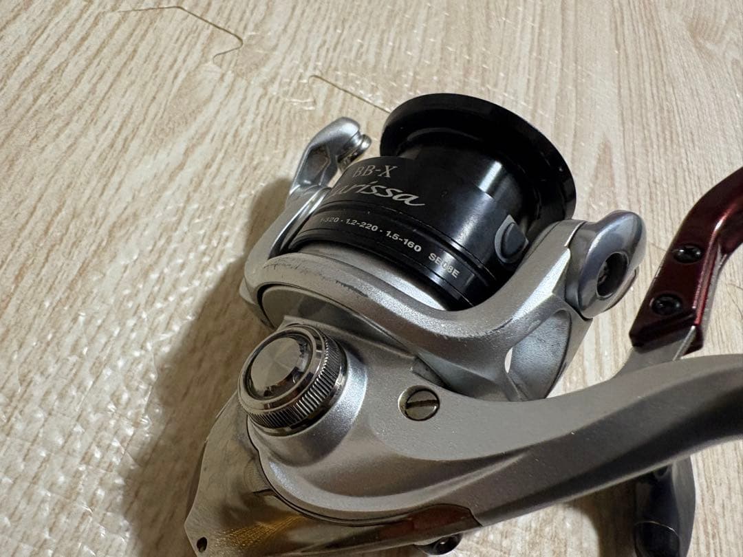 BB-X LURISSA 2500 スピニングリール