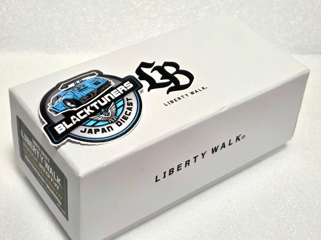 リバティウォーク 限定 Make Up GT-R LBWK1/43サイン入り