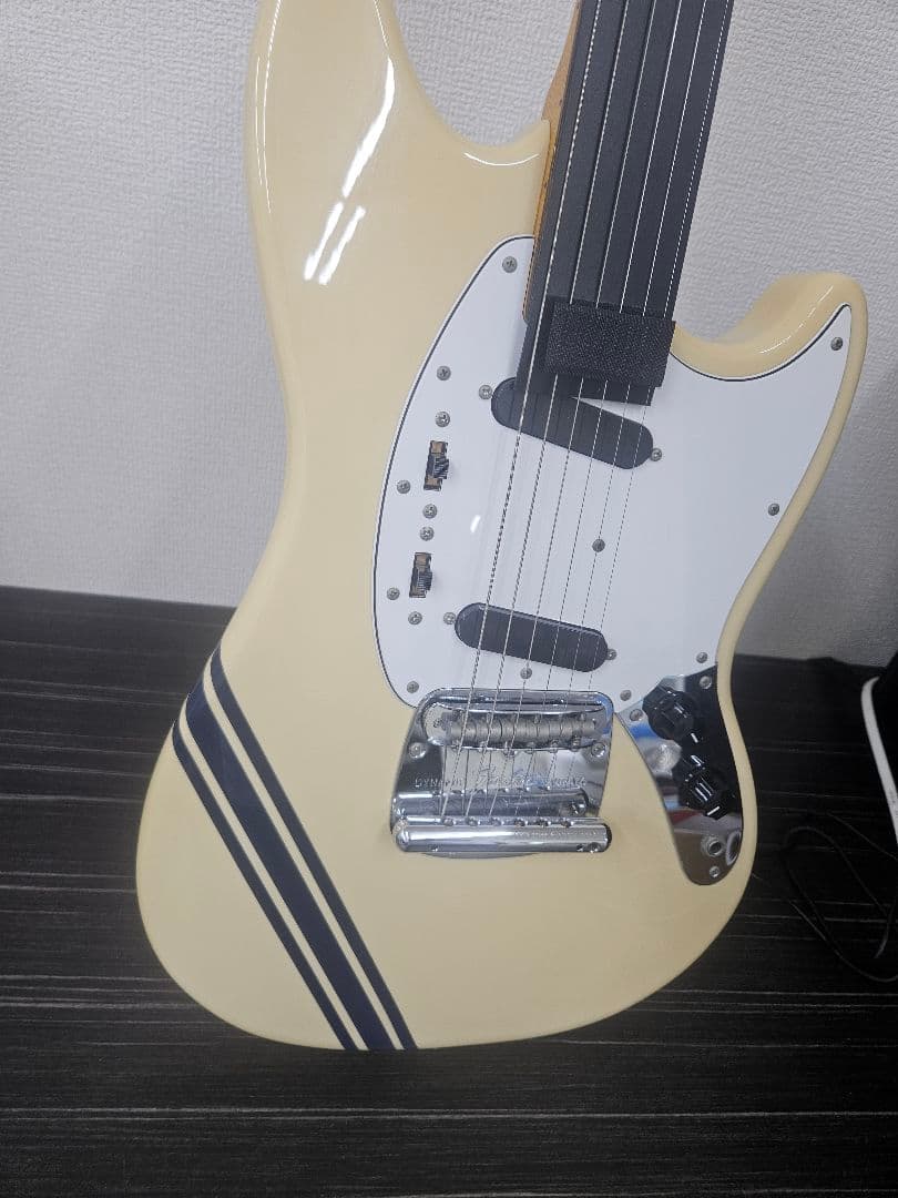 Fender Japan Mustang ギター MG73
