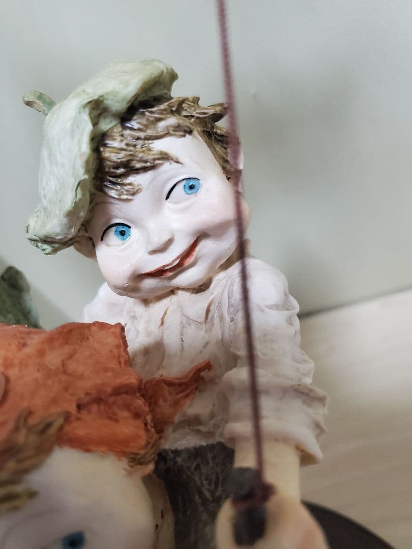 大特価 半額以下 超特価! レア 貴重 ブランコに乗る子供 置物 陶器