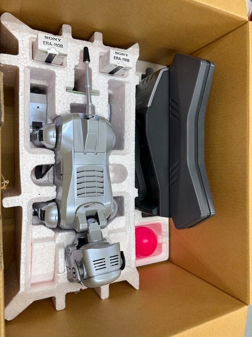 希少／初代AIBO／アイボERS-111／SONY／ソニー／シルバー／動作可