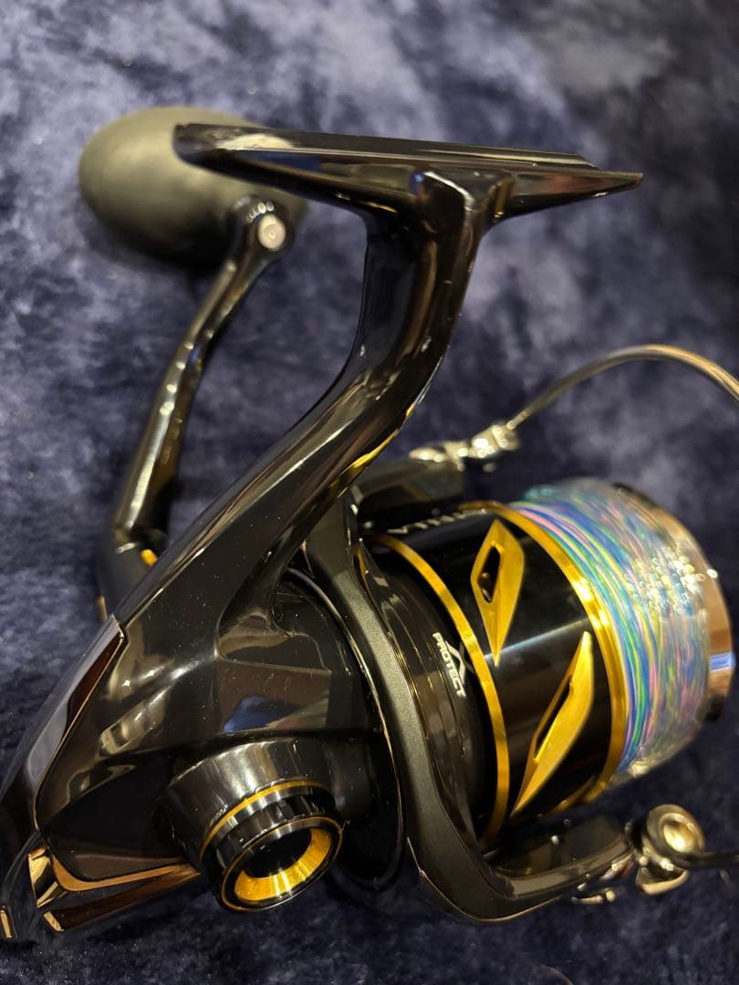 極美品　シマノ 22 STELLA SW 10000HG 未使用ライン付き