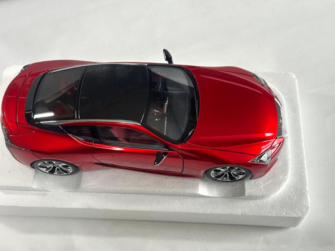 オートアート 1/18 レクサス LC500 メタリックレッド