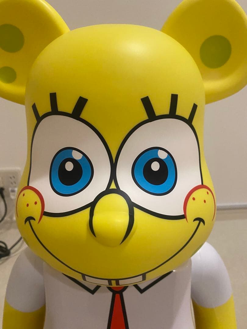 ベアブリック　スポンジボブ　1000%