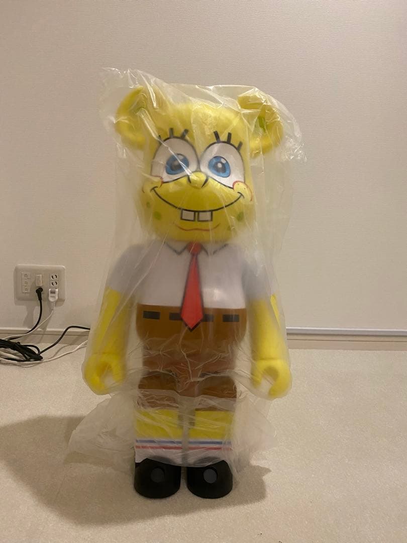 ベアブリック　スポンジボブ　1000%