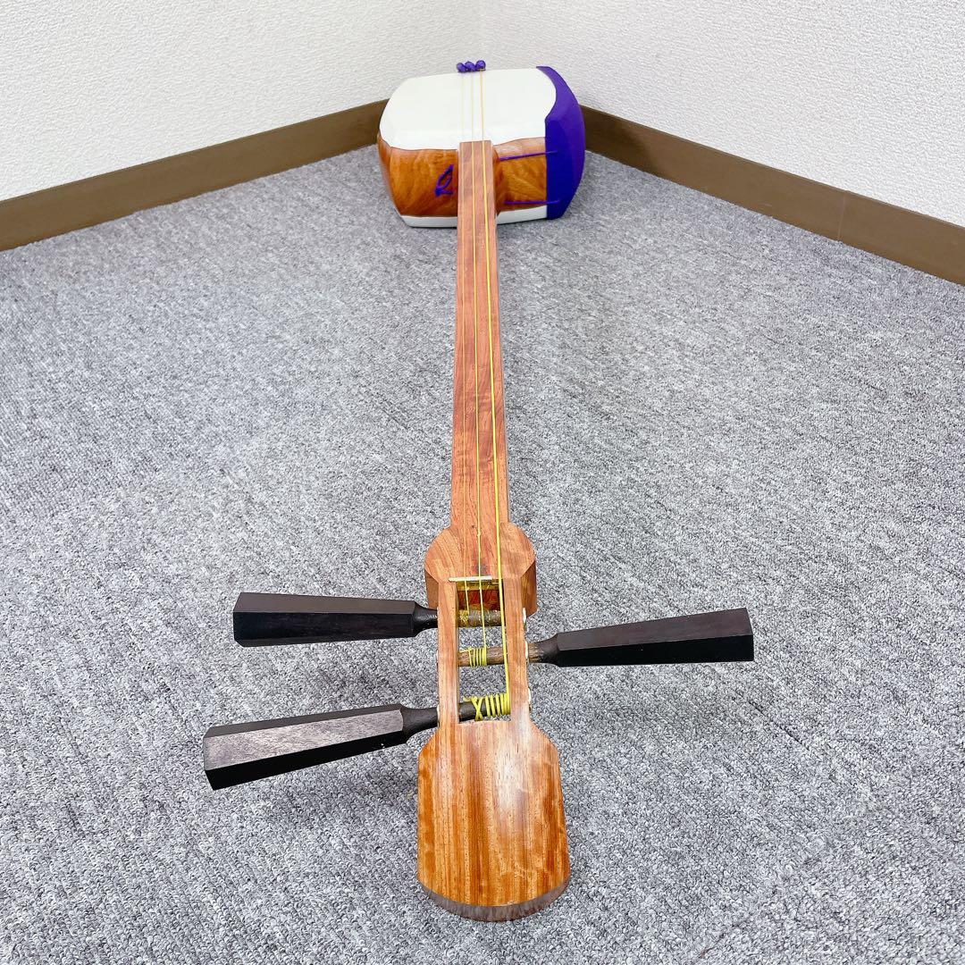 津軽三味線 延棹 太竿 花梨 丸打胴 人工皮 和楽器