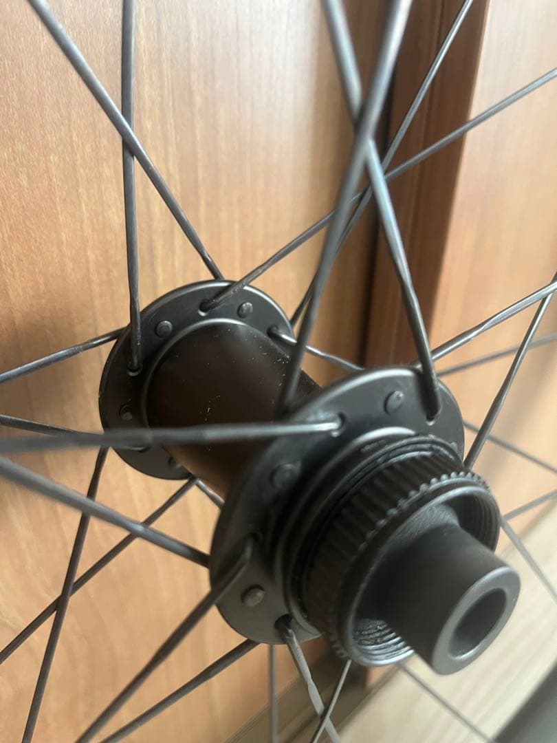 ZIPP 303 firecrest カーボンホイール