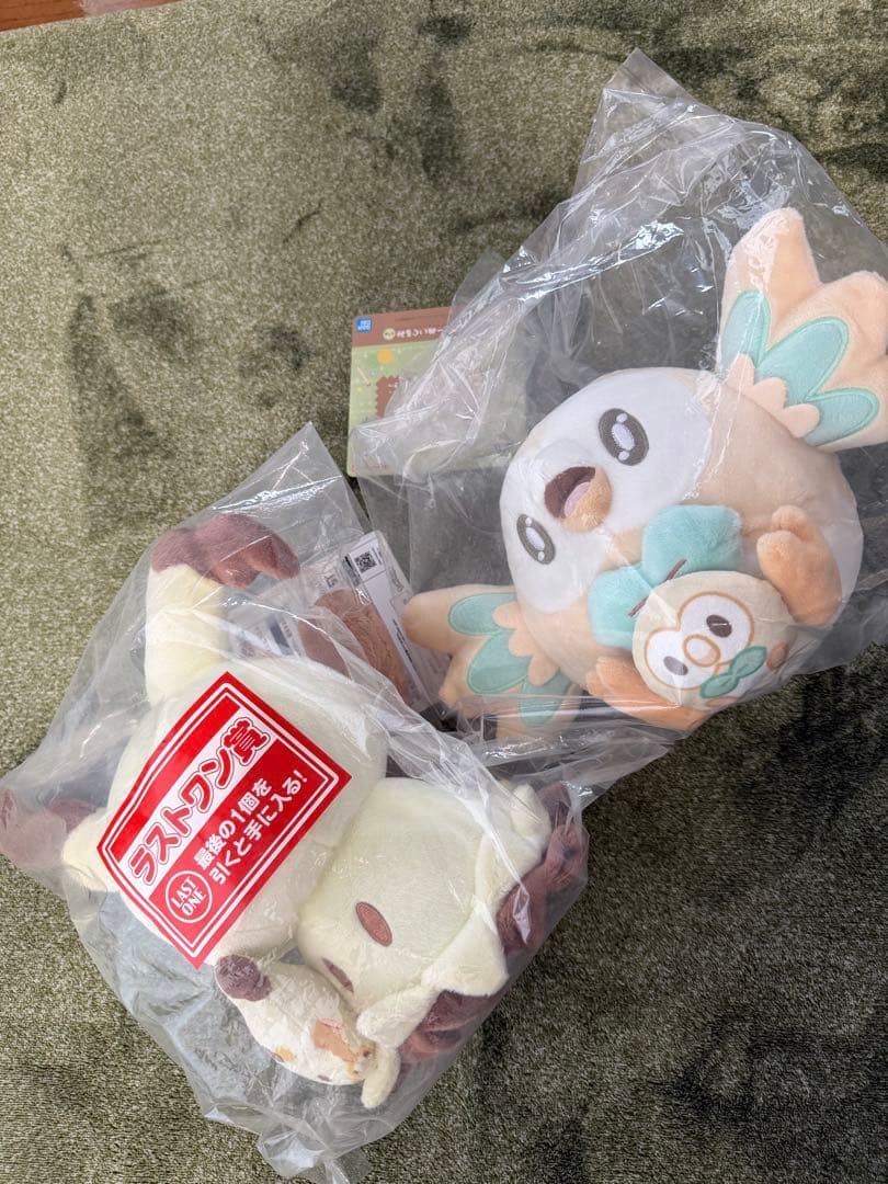 ポケピース　ミミッキュ　モクロー