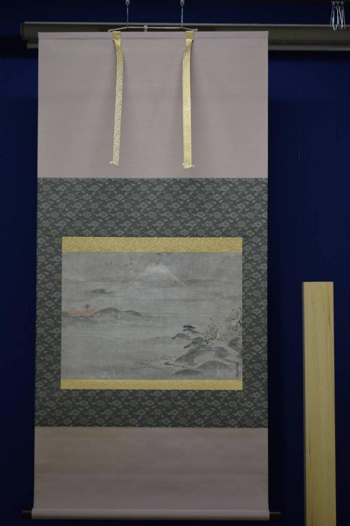 真作/笹山養意/狩野常信門人/富士山水図/布袋屋掛軸HE-573