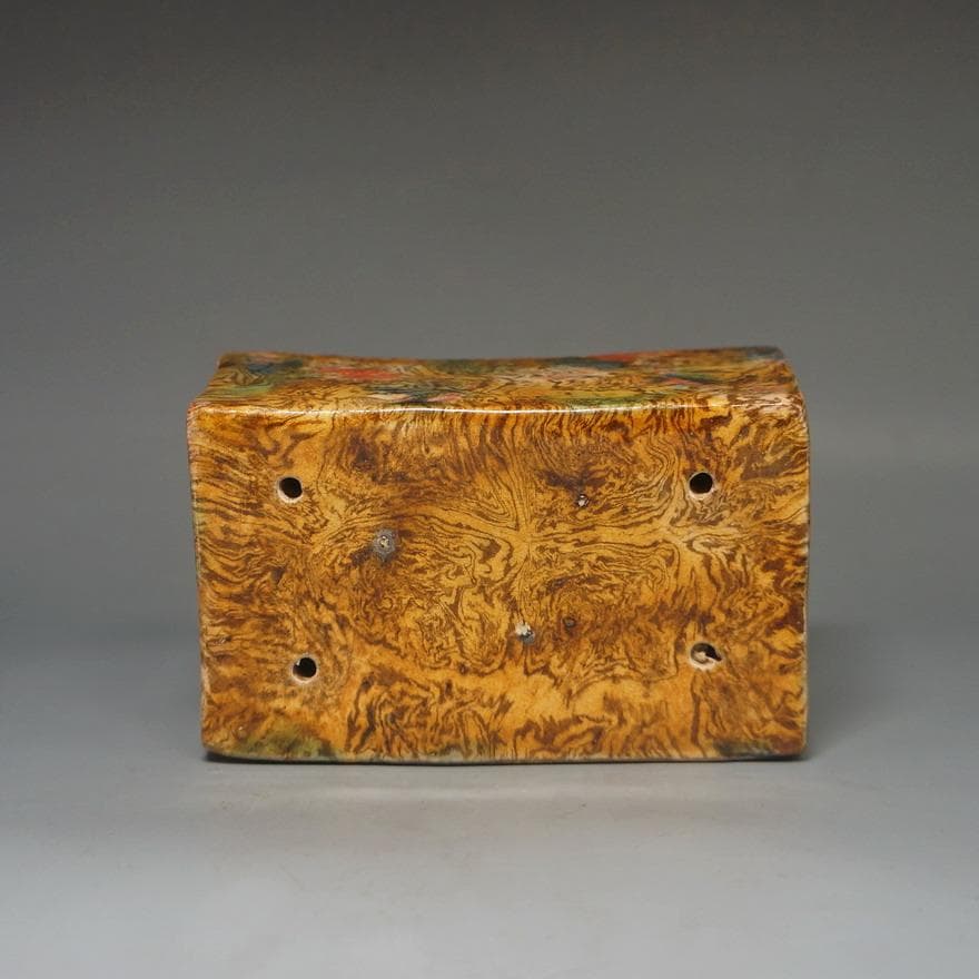 唐三彩脈枕　陶器