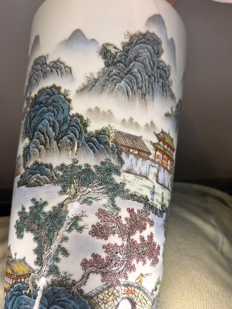 最終価格　中国 大きめ花瓶一対 山水人物図 詩文あり 養和堂製　コレクション