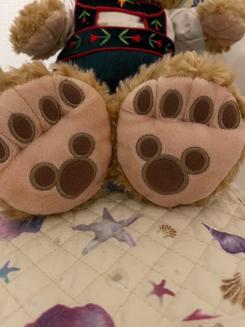 アメリカディズニーパーク購入　　　　　　　ダッフィー未使用タグ付　別売り服着用