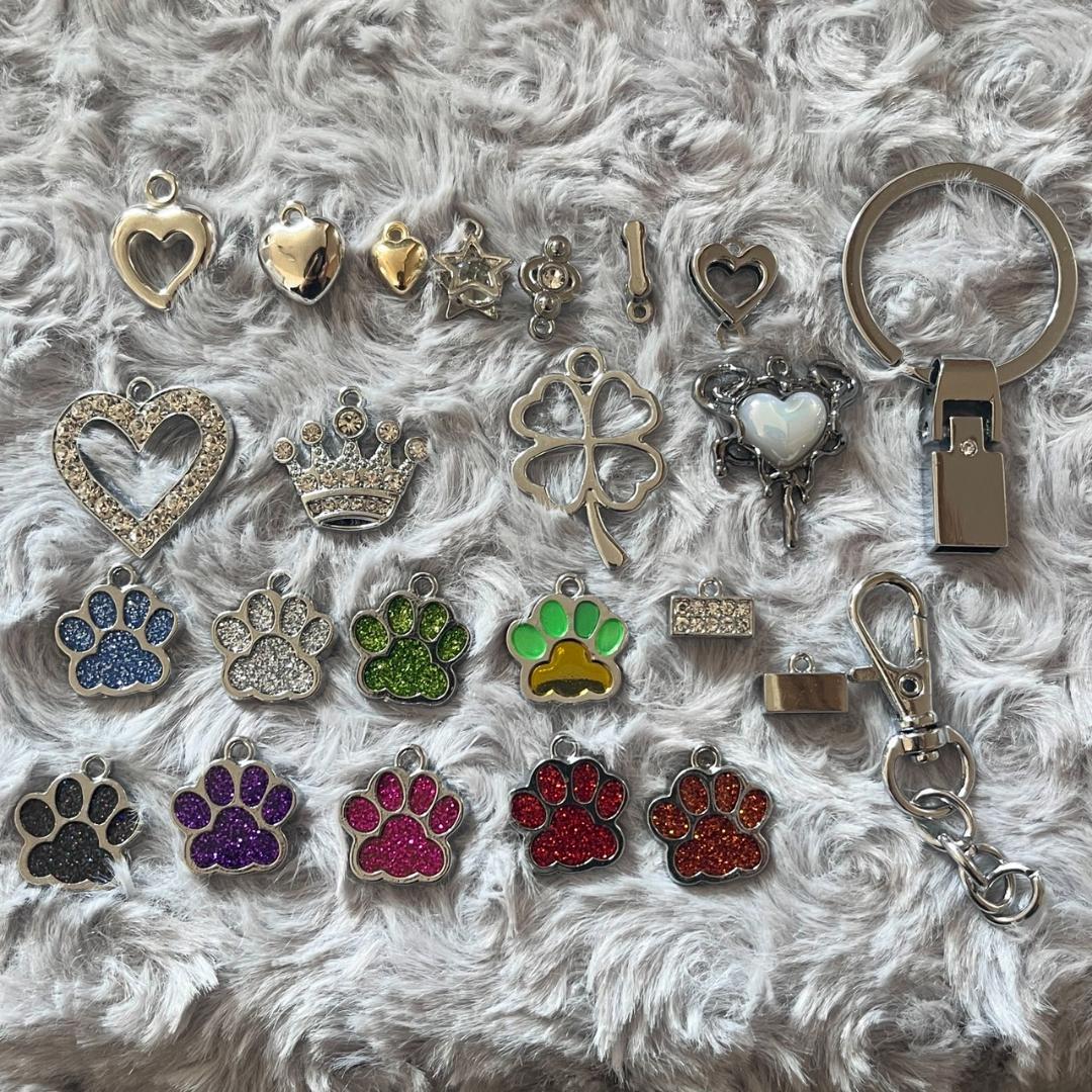 ハンドメイド　ネームタグ　イニシャルキーホルダー　ブレスレット　キーリング　推し