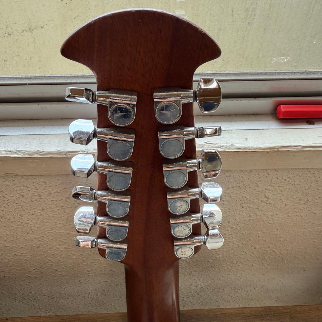 Celebrity by Ovation 12弦エレアコ