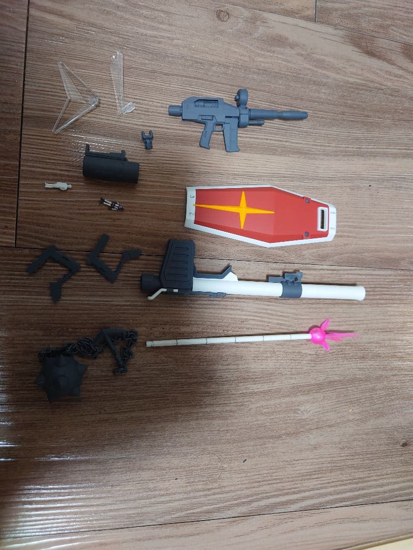 1/100機動戦士ガンダムプラモデル完成品