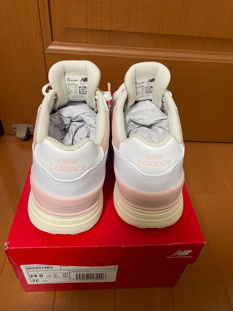 新品　New Balance ゴルフシューズ スパイクレスWGS574B3