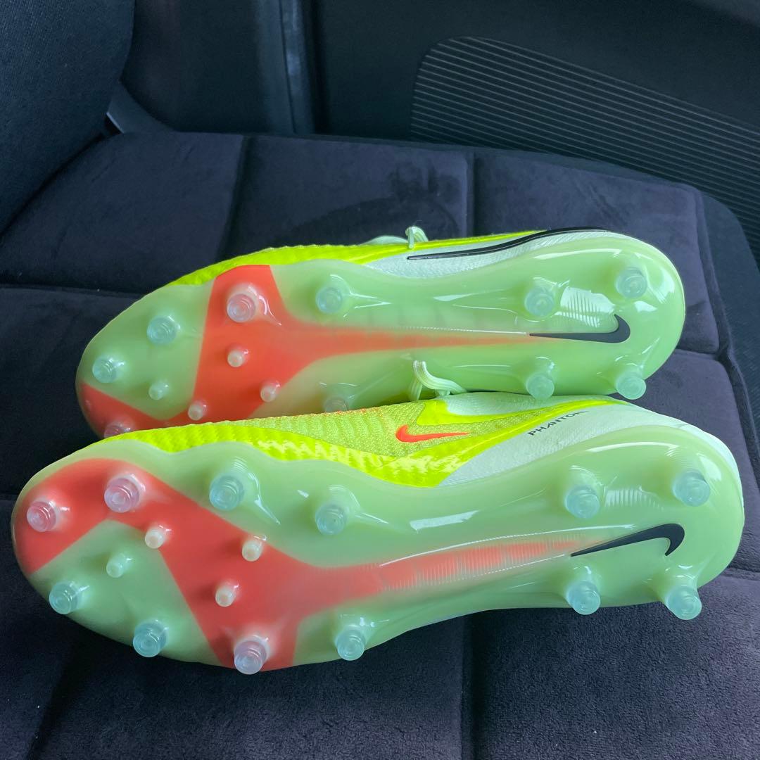 Nike ファントム　6 LOW エリート AG -PRO