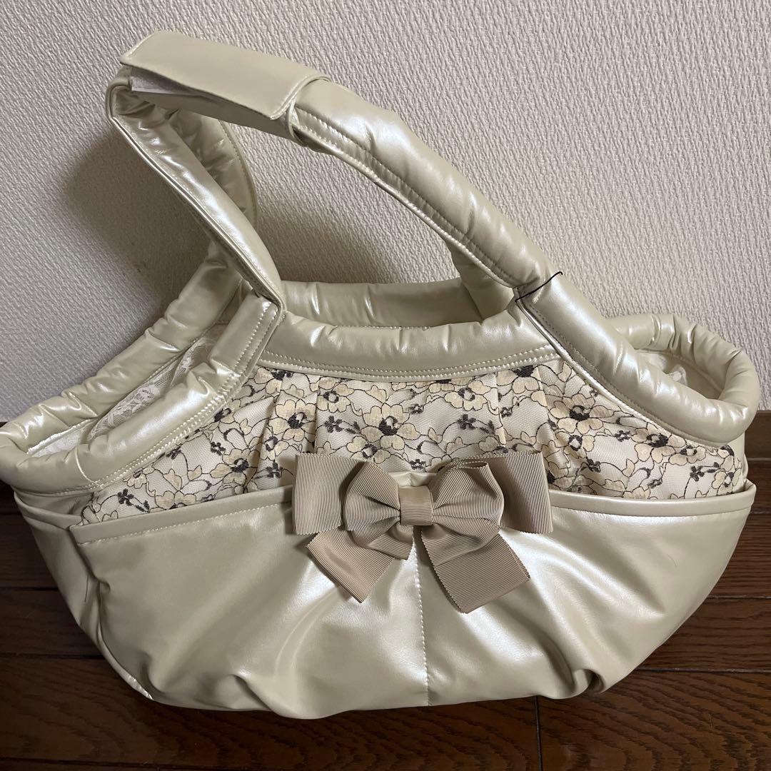 accu milia アキュミリア　キャリーバック