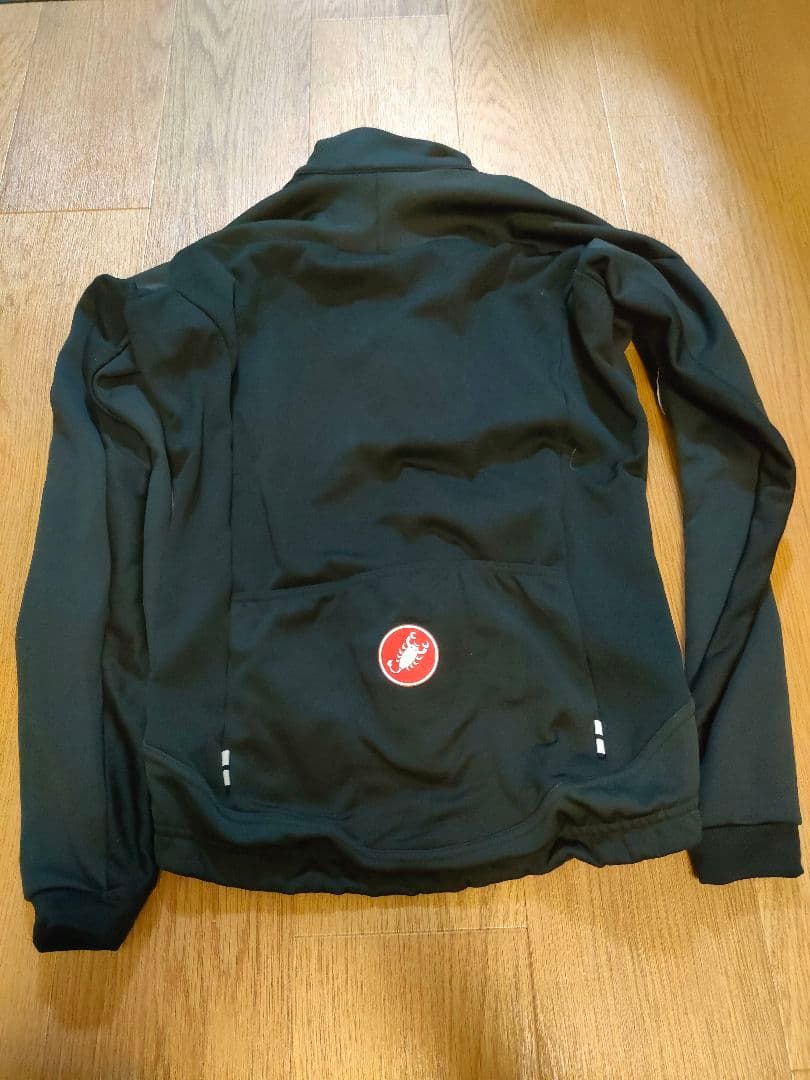 カステリ　ゴアテックス　ウィンドストッパー