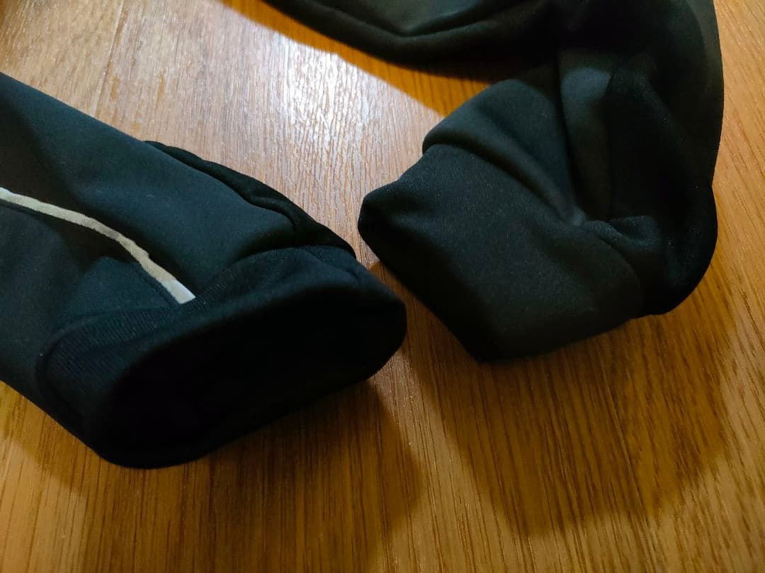 カステリ　ゴアテックス　ウィンドストッパー