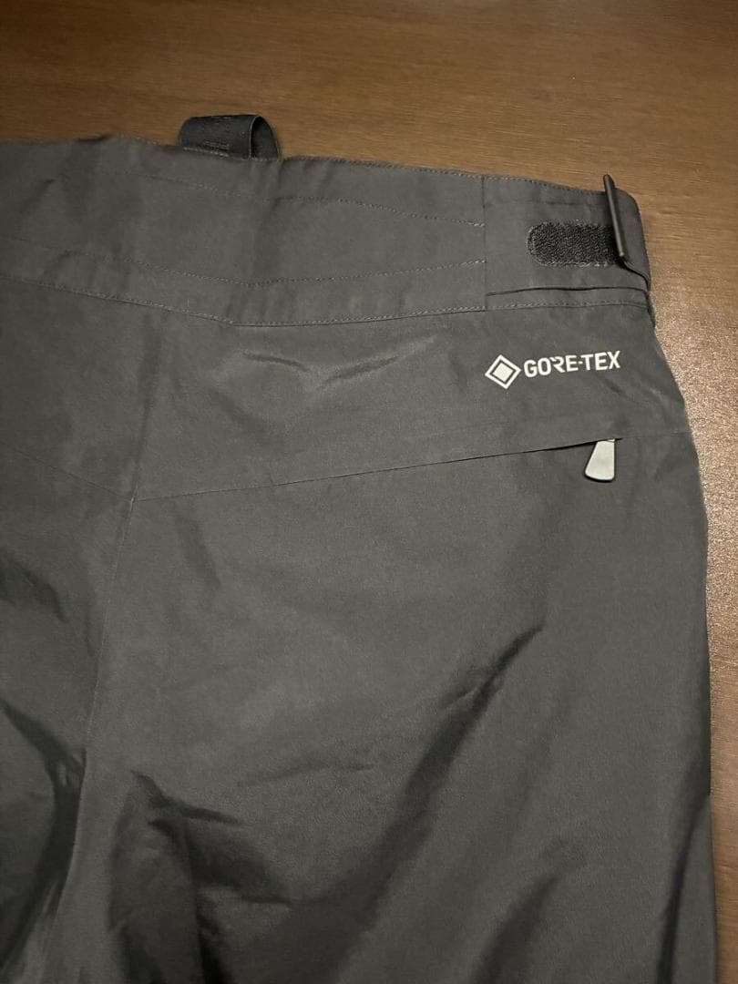 24AW　モンクレール　グルノーブル　GORE-TEX　ナイロン パンツ